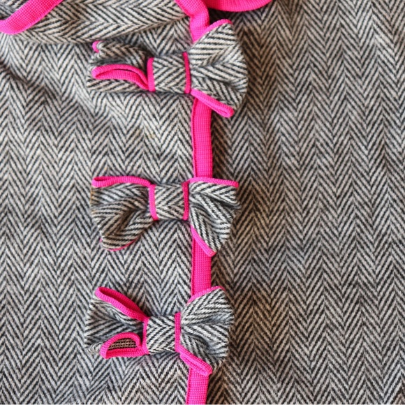 Grey & Pink Poncho - Picture 3 of 6